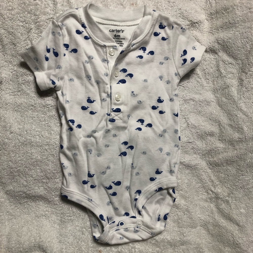Carter’s baby onesie unisex